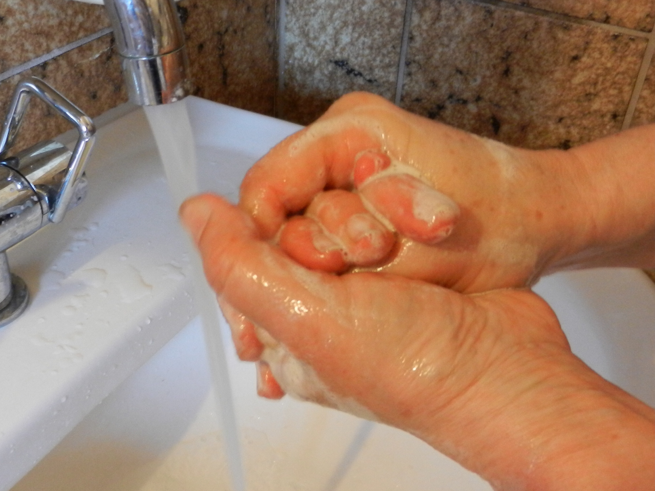 Khi nào nên rửa tay để đảm bảo vệ sinh và an toàn